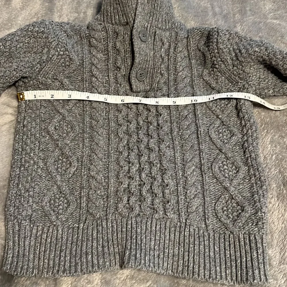 Gap kids gray sweater. XS